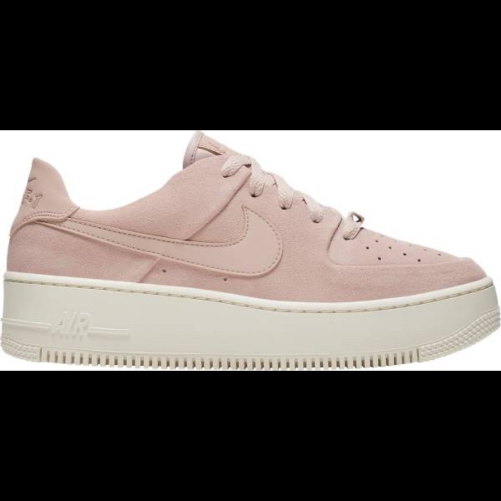 Nike Women's Air Force 1 Sage Shoes size 6